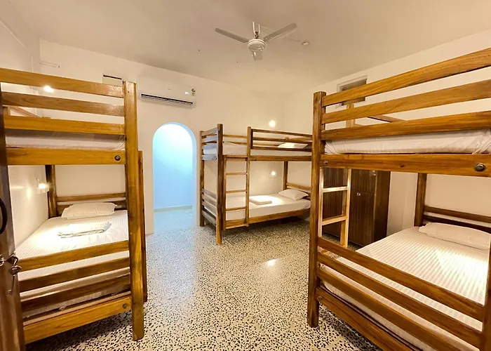 Eness Hostels Pondicherry